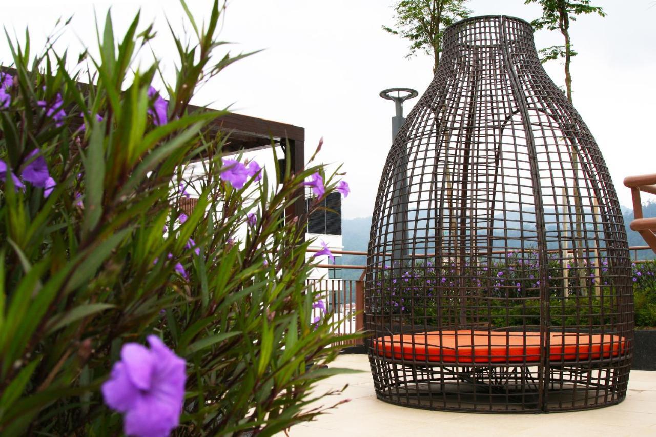 Lovely & Cozy Home @ Midills Genting Dataran Tinggi Genting Bagian luar foto
